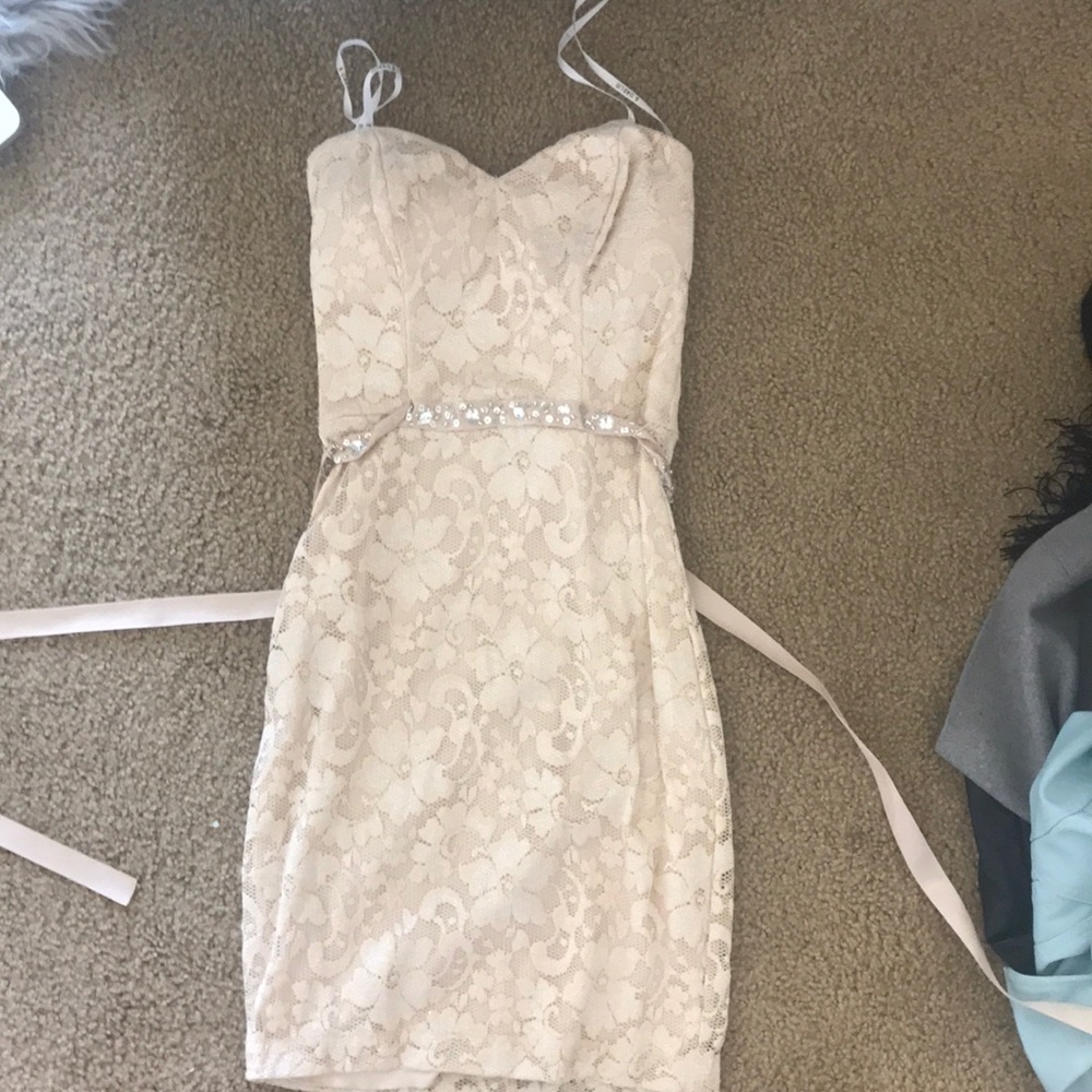 Laced Strapless